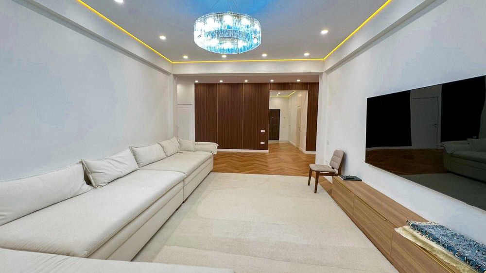 Отдельный дом · 5 комнат · 200 м² · 10 сот., Отенай Алдабергенова 17