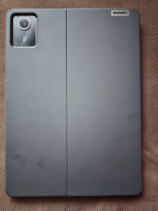 Tableta Lenovo Tab M11 4GB RAM 128GB cu tastatura si garantie pe 2 ani