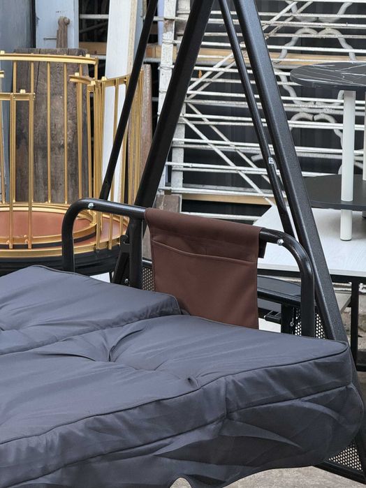 Садовые качели, 3 местные с крышей,