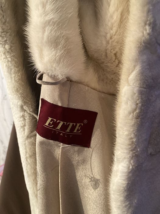 Продам шубу бобёр-норка капьюшон