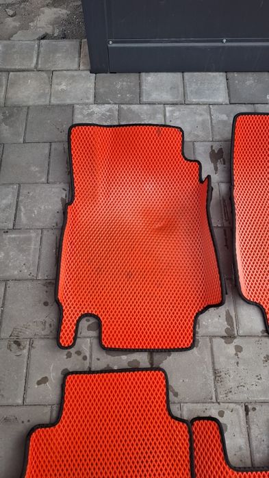 Продам эва полики  Nissan Tiida