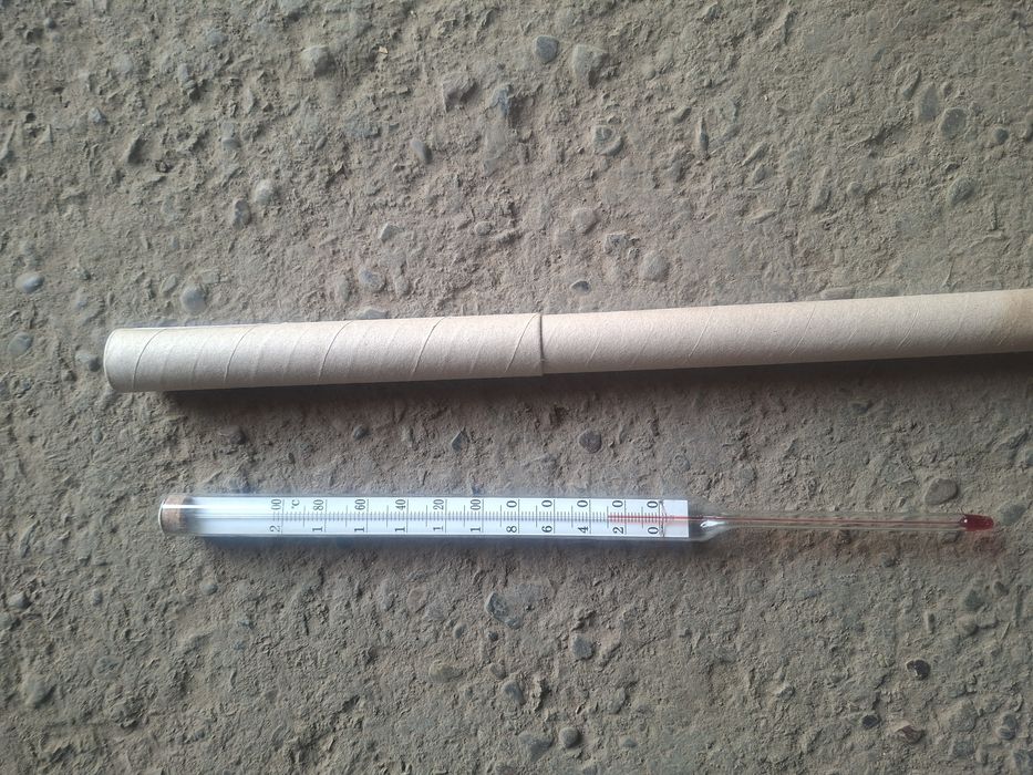 Термометр градусний 0-200