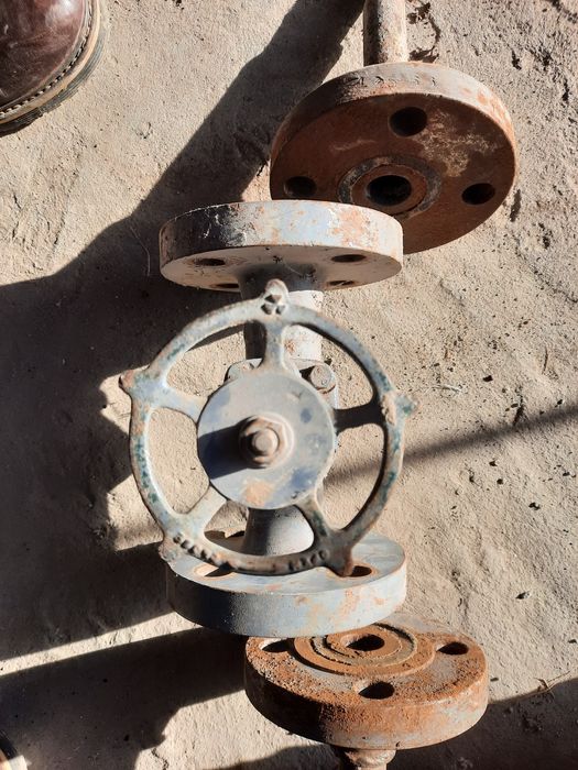 Задвижки  ду 25 .