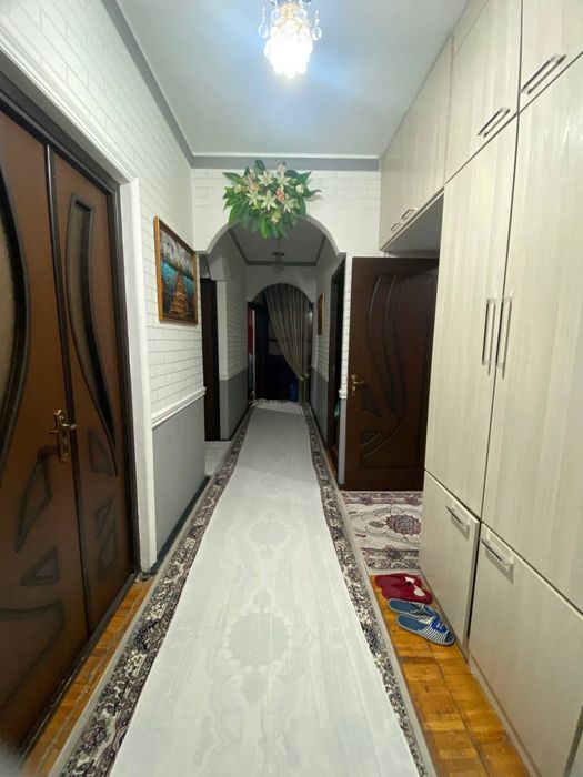 Продается 5/5/5 квартира Карасу-6