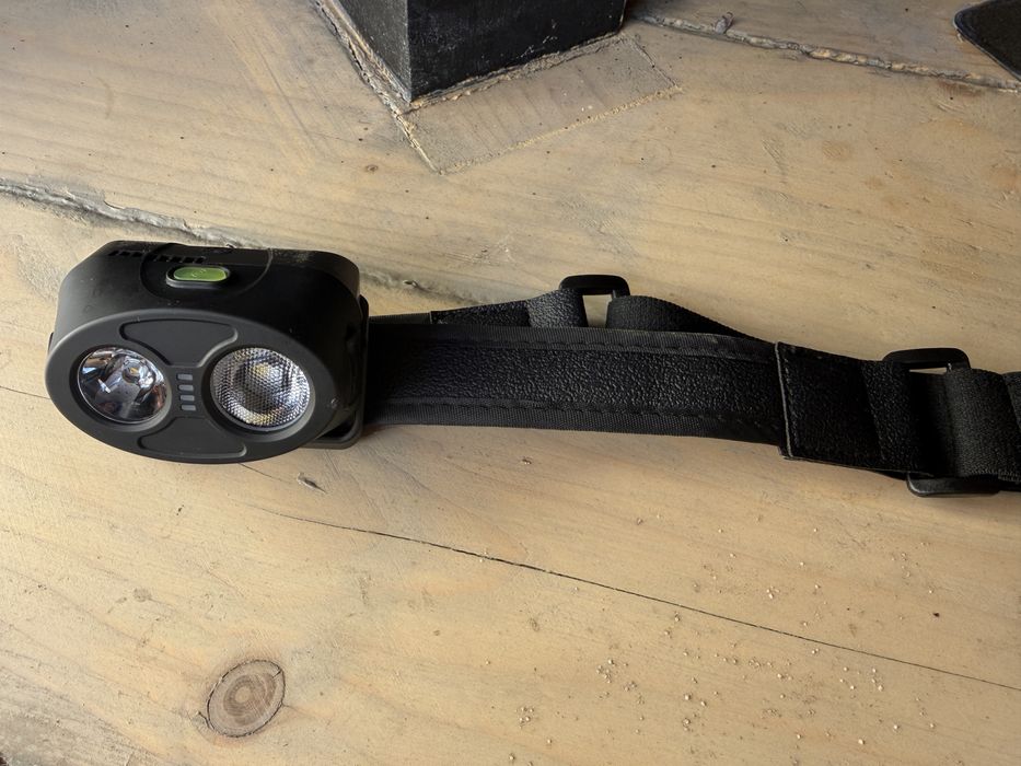 Lanterna de cap RidgeMonkey VRH300X PRO