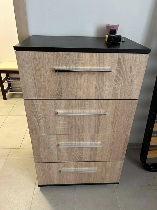 Спалня, легла,гардероби