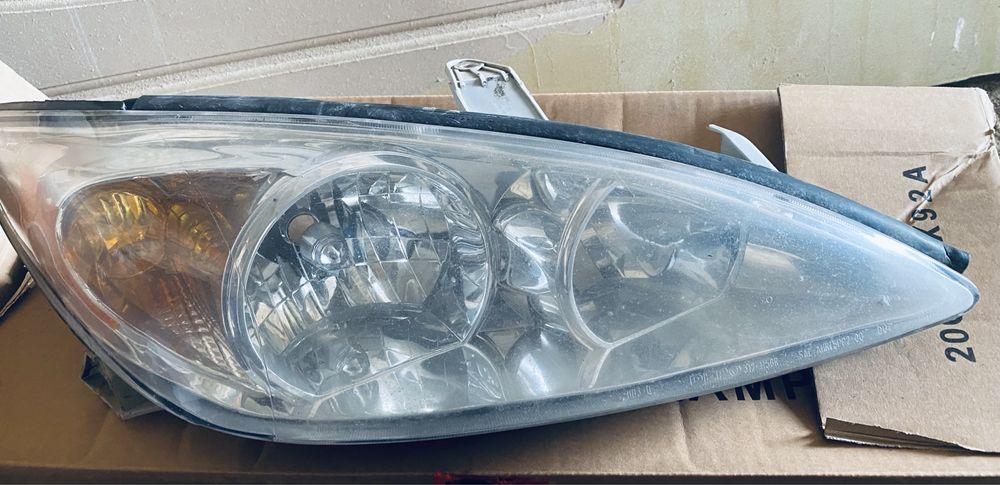 Камри 30 фары сатылады