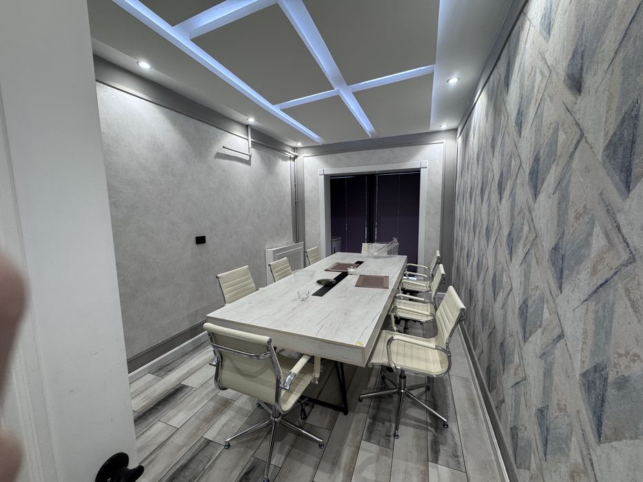 Сдается офис на метро Ойбек