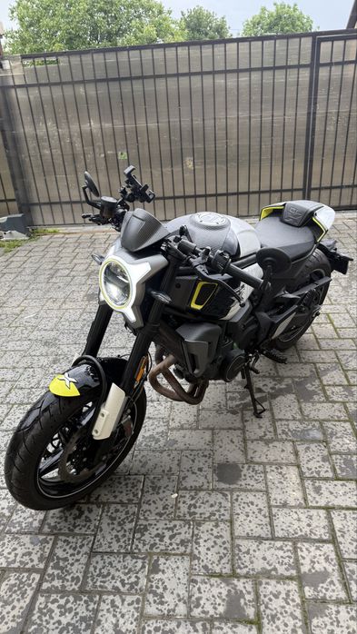 Cf Moto 700CL-X sport