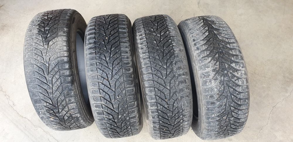 Anvelope iarna 215/60R16 Yokohama w drive