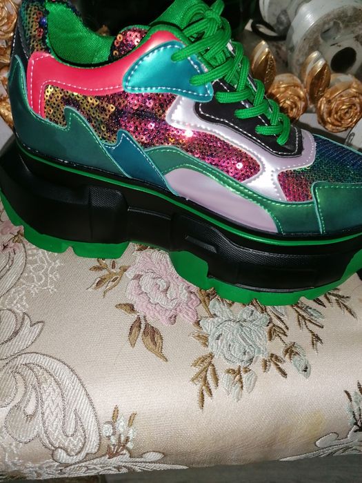 ЯРКИЕ КРАССОВКИ с алиэкспресса