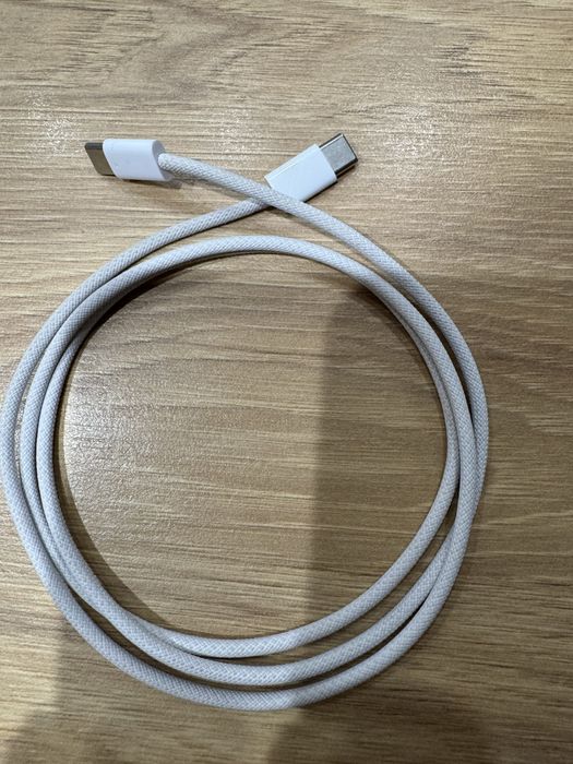 Оригинален Apple USB-C Woven Cable 1m