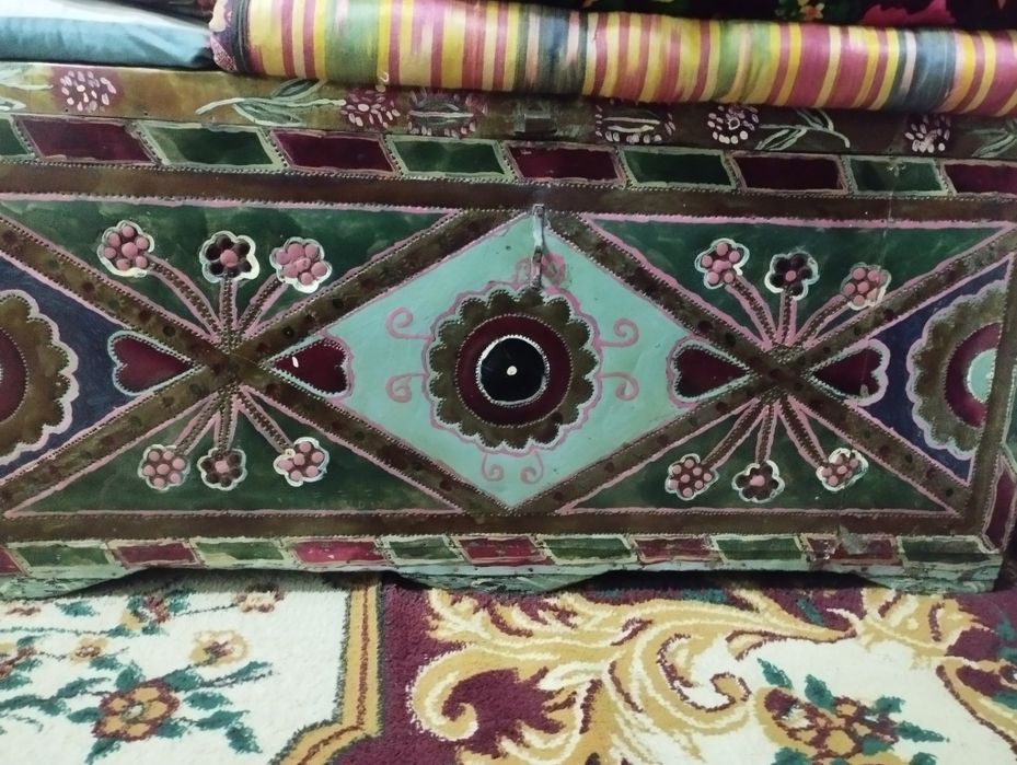 Сандик сотилади холати яхши... 2 та