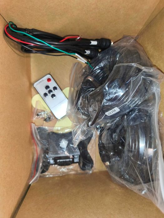 Комплект камери за задно виждане YEDDY Dual Reversing Camera Set 7" ..