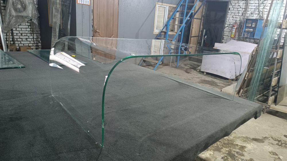 Продам стеклянный стол или аквариум