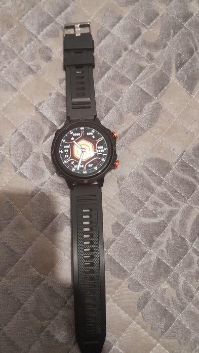 смарт сағат.қуаттағышымен бірге