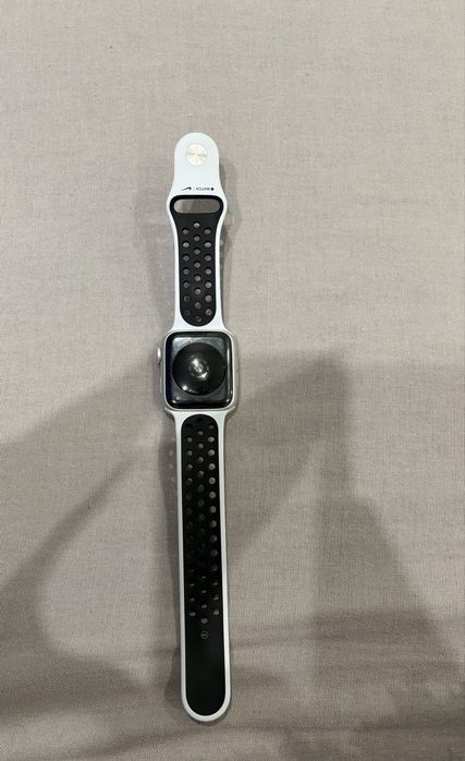Apple Watch SE NIKE 44mm