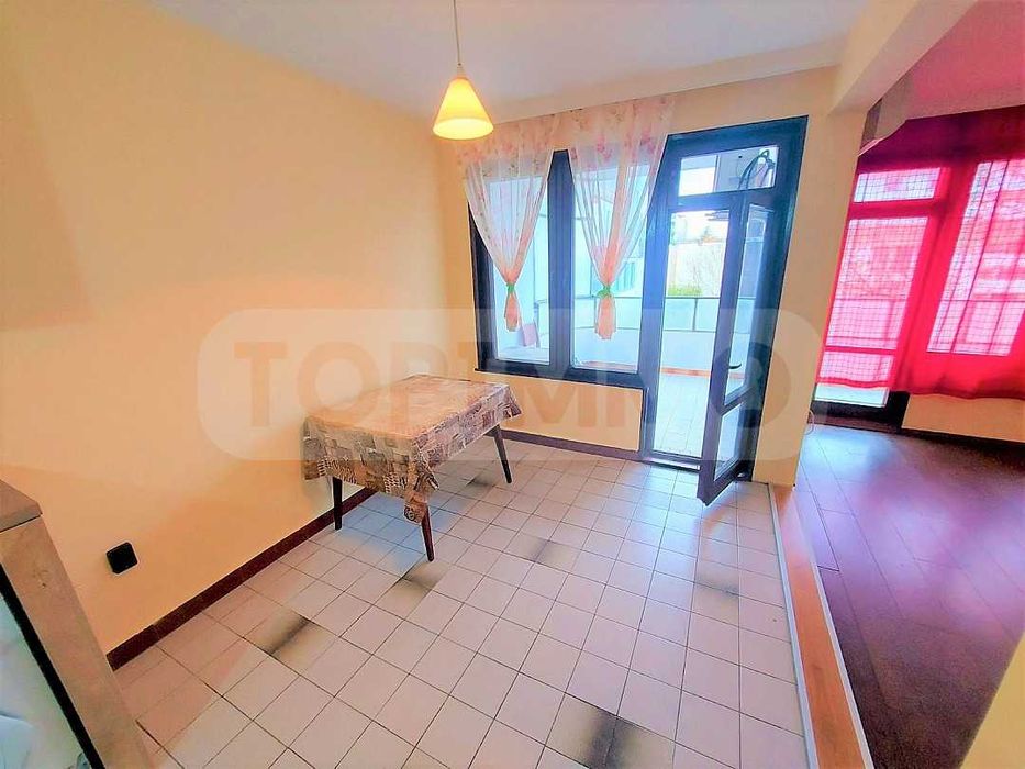 Дава се под наем Тристаен апартамент в Варна, Общината - 130 кв.м за 510 € - Снимка #6