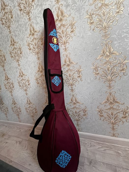 Домбыра новый қолданылмаған