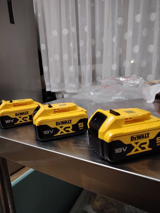 Baterie acumulator dewalt 5 amp