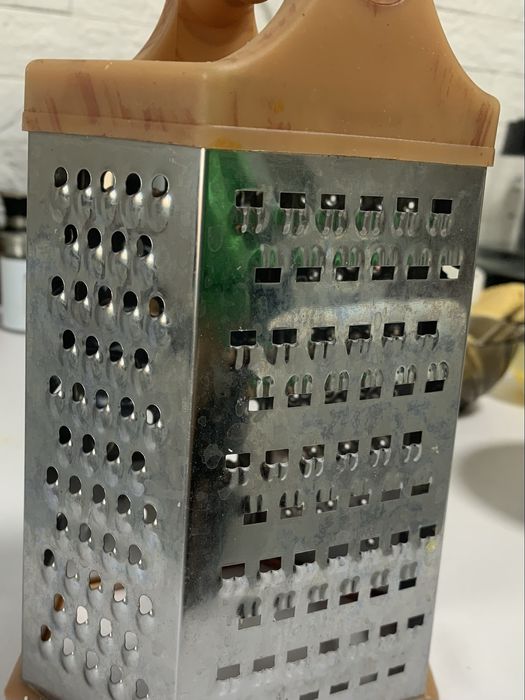 Продам за 1500 две новые овощерезки!