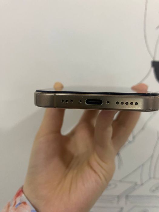 iPhone 16 Pro 256 GB
