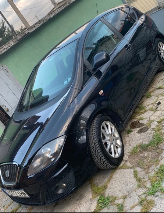 Seat altea автомобил