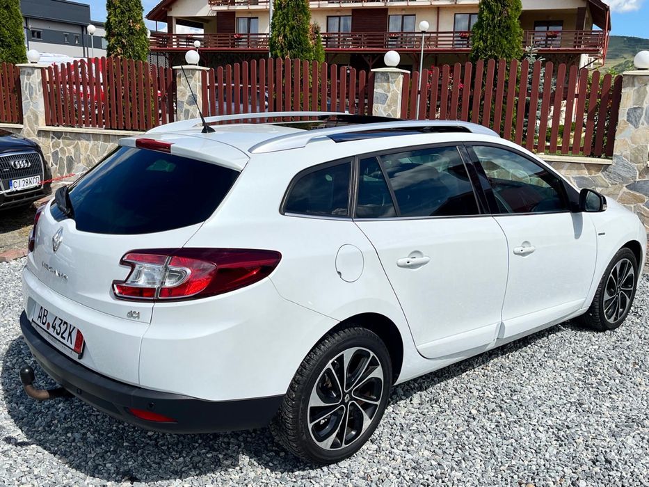 Renault Megane 3 III Model “BOSE”