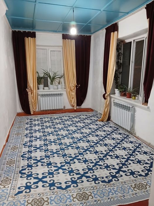 Уй сатылады Срочно Рабатта