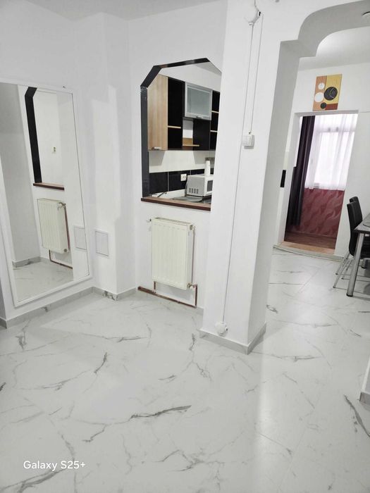 Închiriez apartament 2 camere, zona Spiru Haret