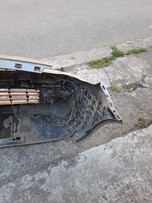 Bara fata Renault Scenic 2 Facelift cu senzori și spalator faruri
