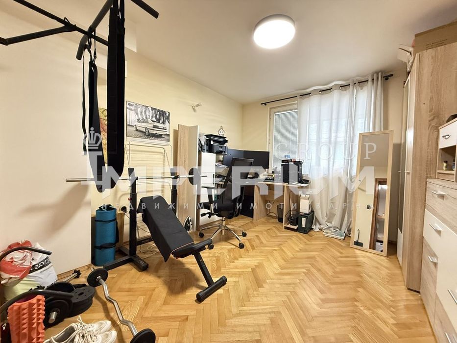 Продава се Четиристаен апартамент в Варна, Колхозен пазар - 119 кв.м за 922 €/кв.м - Снимка #11