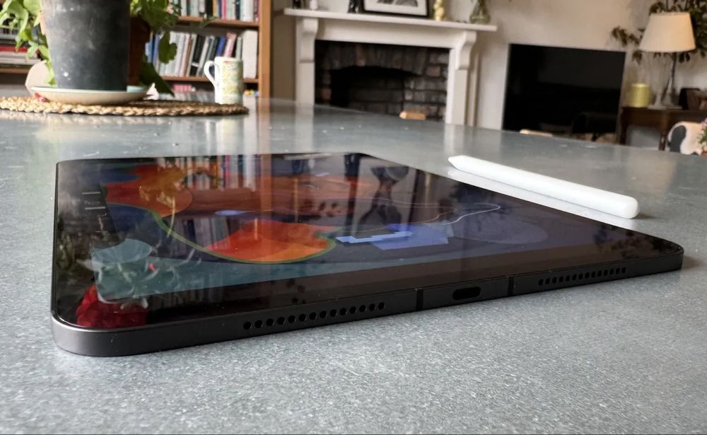 Ipad 11 Pro M4 + Magic Keybord Apple