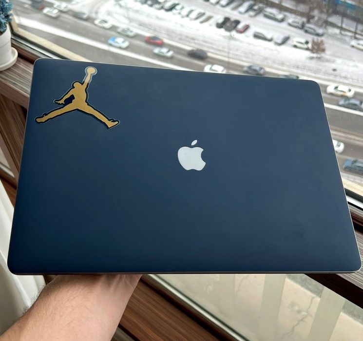 MacBook Pro 15 - inch 2018