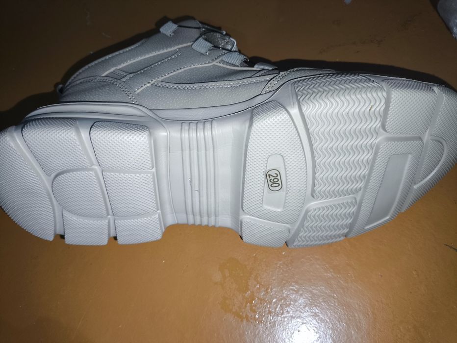 Рабочие ботинки со стальным носком