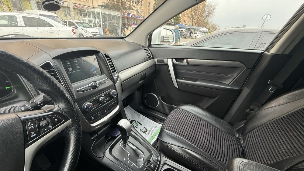 Чевролет  каптиава 4  2118 йил  88000 км  пропан  65  мерс хадовой