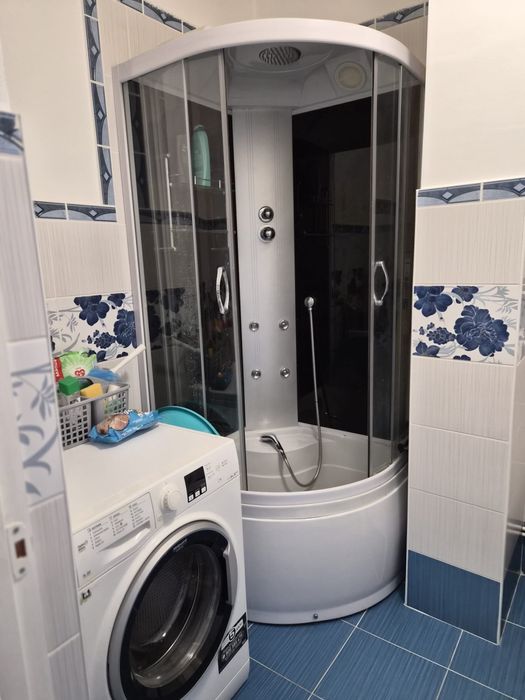 Inchiriez apartament pt Untold