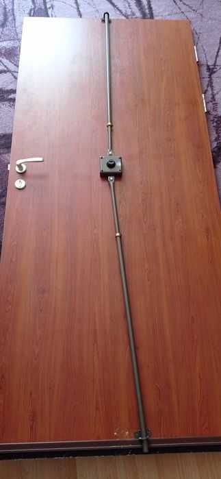 Дървена врата 88x200cм без каса и заключващите механизми