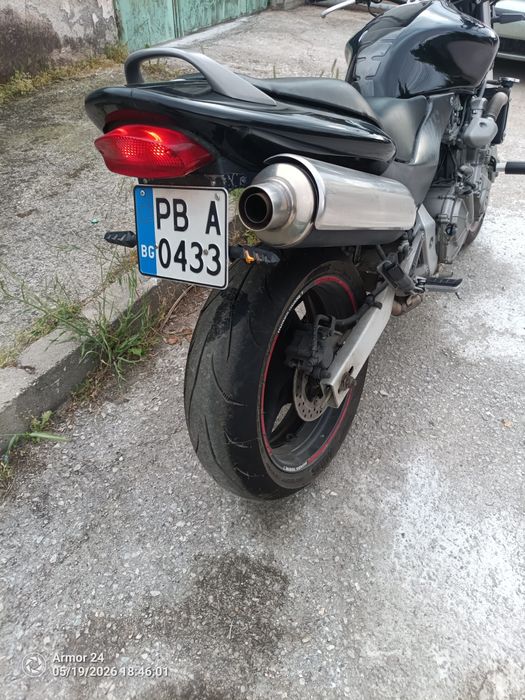 HONDA HORNET 600+ подаръци