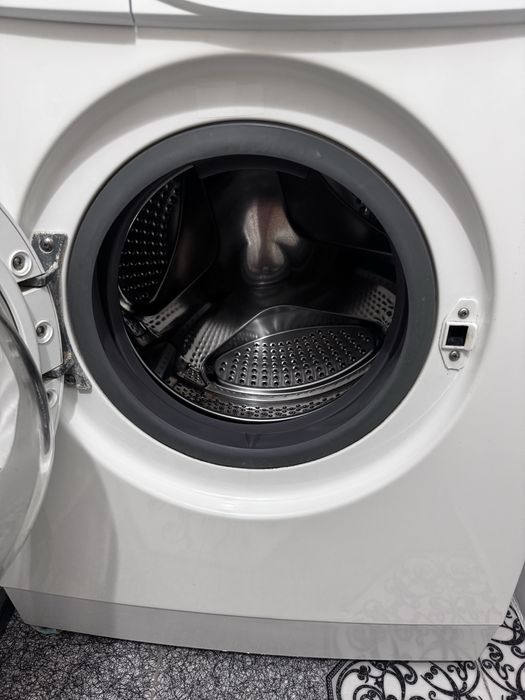 Продам стиральную машинку