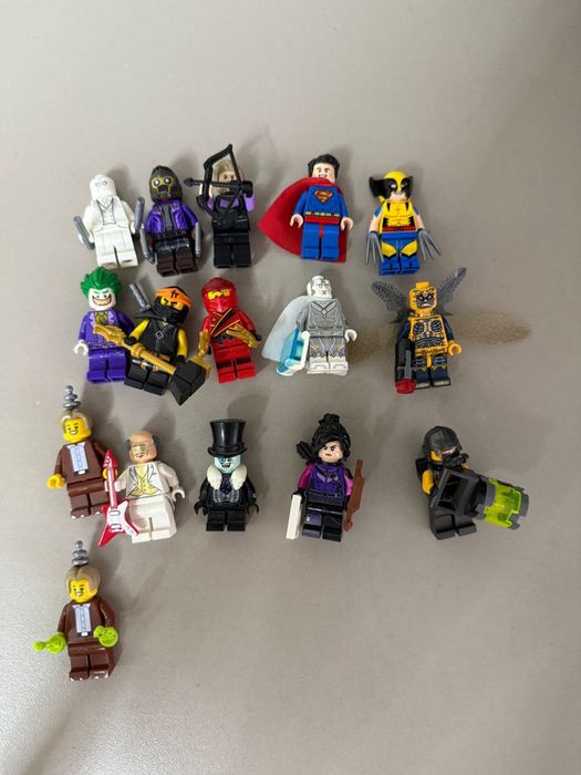 Продам лего фигурки