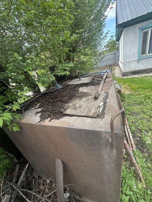 Продам емкость 4,5 кубов под гсм солярку