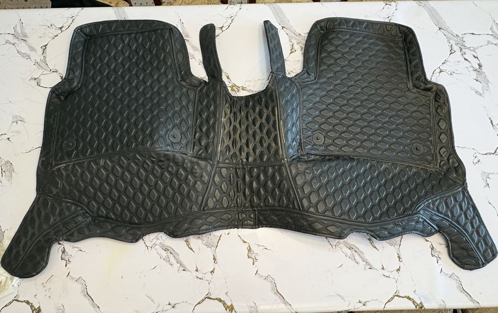 Киа спортейдж 4, полики, ковры продам