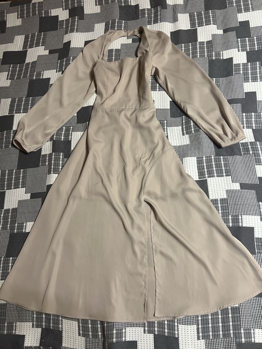 Платье от Lichi, размер M