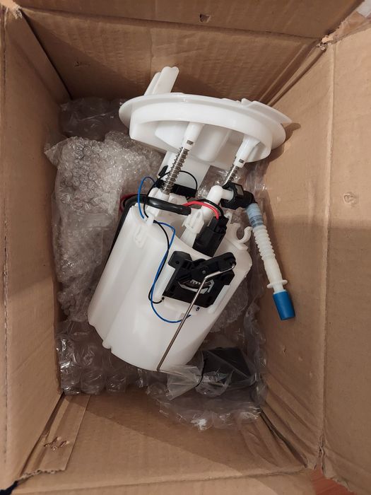 Топливный фильтр и насос на W204,W212,E200,C200,E250