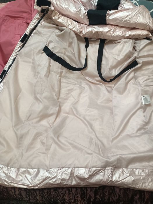 Разгружает гардероб