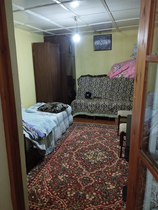 Продам свой участок 2.7 соток возле кинотеатра Гунча