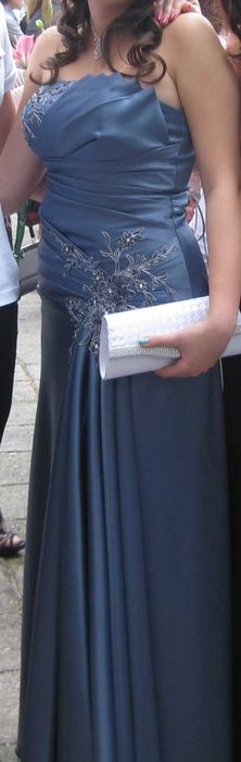 Официална рокля тип корсет