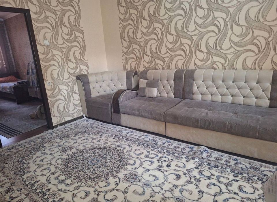 Срочно! 2/4/5 Метро Буюк Ипак Йюли, 50м2, мебель техника, цена 72000