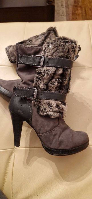 Vand cizme Tamaris cu blanita detasabila,marime 36